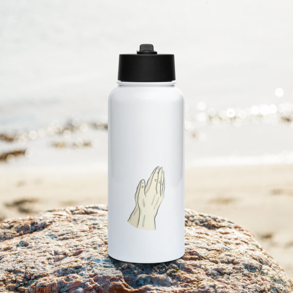 Stainless steel water bottle with a straw lid - Image 4